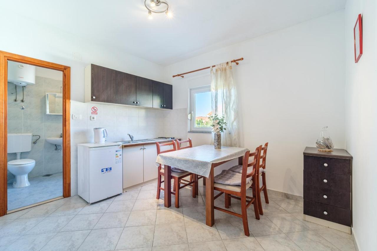 Beach Paradise Apartments Ποντστράνα Εξωτερικό φωτογραφία