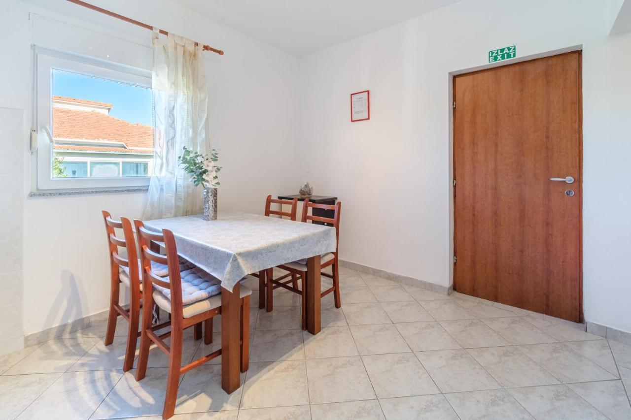 Beach Paradise Apartments Ποντστράνα Εξωτερικό φωτογραφία
